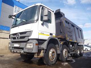 Самосвал Mercedes-Benz Actors 4141